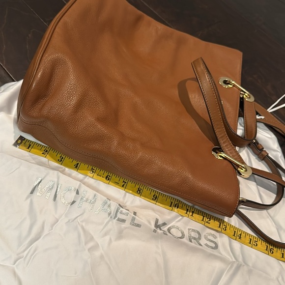 Michael Kors raven Brown Leather Tote Bag with crossbody EUC - Picture 12 of 16